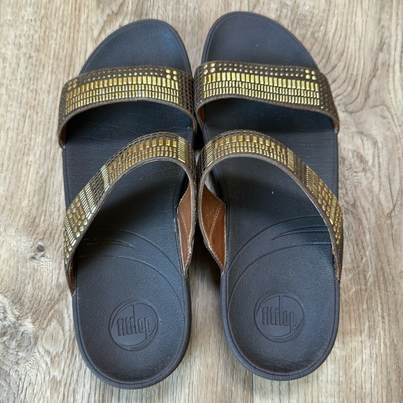 Fitflop “Kaia Croc” shiny gold embellished flip flop sandal - Picture 11 of 13